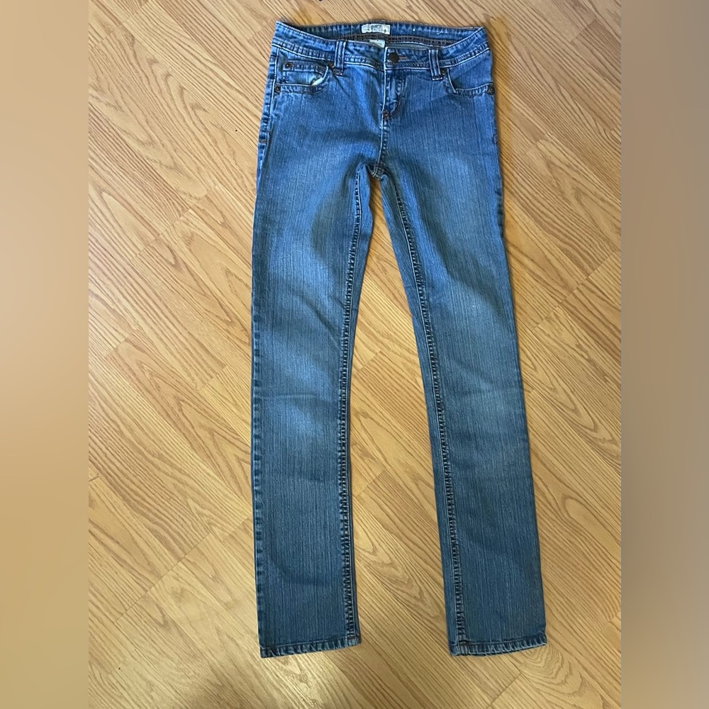 So-wear-it declare it jeans